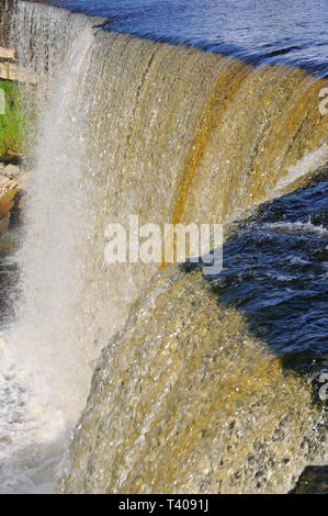 Jägala cade, Estonia. Jägala vízesés, Észtország. Foto Stock