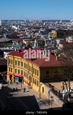 Kiev vista dalla discesa Andriyivskyy Foto Stock