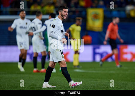 VILLAREAL, Spagna - 11 aprile: Jose Gaya di Valencia CF celebra un obiettivo durante la UEFA Europa League quarti di finale prima gamba match tra Villarreal e Valencia al Estadio de la Ceramica su Aprile 11, 2019 in Villareal, Spagna. (Foto di David Aliaga/MB Media) Foto Stock