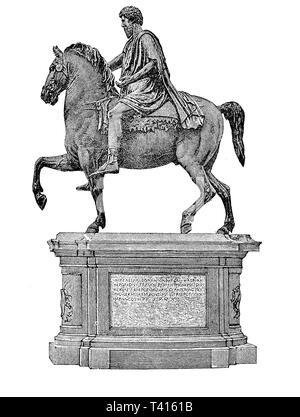 Statua equestre di Marco Aurelio: antica statua romana (ca 175 AD) fatte di bronzo nei musei Capitolini di Roma. La statua è stata create per celebrare la vittoria sui Sarmati dall'imperatore. Foto Stock