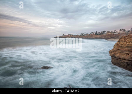 Mattina costiere a Sunset Cliffs parco naturale. Foto Stock