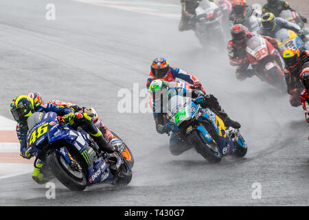 Valencia/Spagna - 11/18/2018 - i piloti passando per girare 4 sul primo giro del GP di Valencia Foto Stock