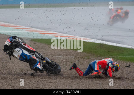 Valencia/Spagna - 11/18/2018 - #43 Jack Miller (AUS, Alma Pramac Ducati) schiantarsi fuori del GP di Valencia al Ricardo Tormo Foto Stock