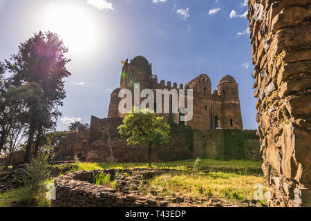 Fasil Ghebbi (Royal Enclosure) contro il sole Foto Stock