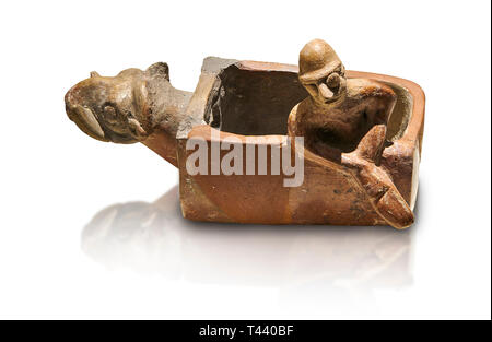 Commerciante assiro Colony Età del Bronzo sandalo in cotto sagomato vessed rituale. Questo culto pot barca è conformato con una testa di animale nella parte anteriore. All'interno del ve Foto Stock