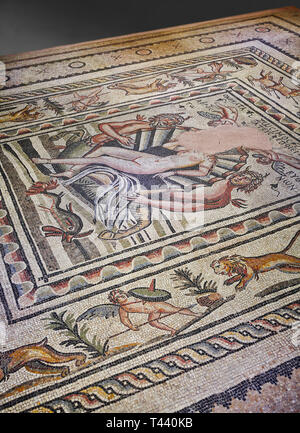 I mosaici romani - nascita di Afrodite (Venere) mosaico. Poseidon Villa Antica Zeugama, 2° - 3° secolo D.C. . Zeugma Museo del Mosaico, Gaziantep, Turchia. Un Foto Stock