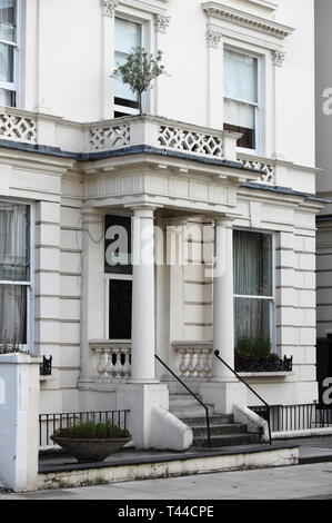 Tipico stile georgiano townshouse in Londra, Regno Unito Foto Stock