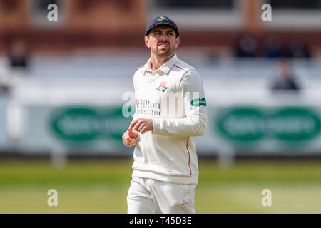 Londra, Regno Unito. Xiv Apr, 2019. Stephen Parry di Lancashire durante Specsavers County Championship match tra Middlesex vs Lancashire al Lord's Cricket Ground, domenica 14 aprile 2019 a Londra Inghilterra. (Solo uso editoriale, è richiesta una licenza per uso commerciale. Nessun uso in scommesse, giochi o un singolo giocatore/club/league pubblicazioni.) Credito: Taka G Wu/Alamy Live News Foto Stock