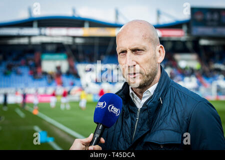 Tilburg, Paesi Bassi. Xiv Apr, 2019. TILBURG - 14-04-2019, Koning Willem II stadion olandese Eredivisie calcio stagione 2018 / 2019. PEC Zwolle trainer Jaap Stam durante il match Willem II - PEC. Credito: Pro scatti/Alamy Live News Foto Stock