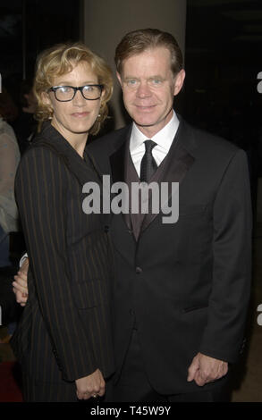 LOS ANGELES, CA. Marzo 08, 2003: Attore William H. MACY & attrice moglie Felicity Huffman al 55th annuale di Writers Guild Awards a Beverly Hills Hilton. © Paul Smith / Featureflash Foto Stock