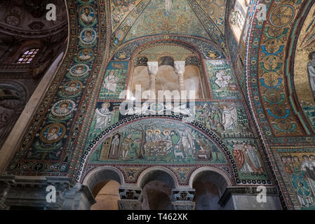 RAVENNA, Italia 2018 agosto 03: i mosaici della Basilica di San Vitale a Ravenna Foto Stock