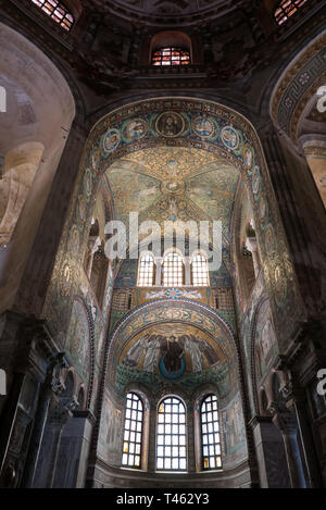 RAVENNA, Italia 2018 agosto 03: i mosaici della Basilica di San Vitale a Ravenna Foto Stock