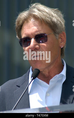 LOS ANGELES, CA. 30 maggio 2003: Attore Harrison Ford su Hollywood Boulevard dove fu onorato con la 2,226th della stella sulla Hollywood Walk of Fame. Foto Stock