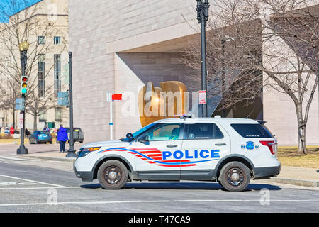 Auto della Polizia sulla strada a Washington DC, Stati Uniti d'America Foto Stock