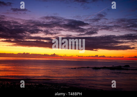 Alba su Mounts Bay, Penzance, Cornwall, Inghilterra, Regno Unito. Foto Stock