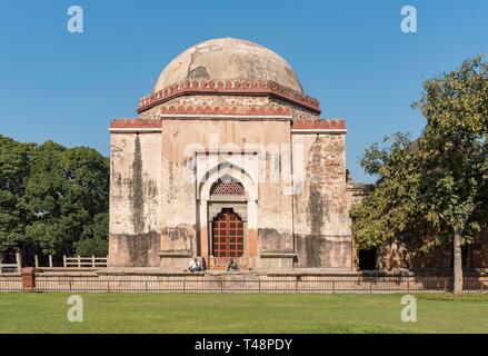 Tomba di Feroz Shah, Hauz Khas complessa, a Sud di Delhi, India Foto Stock