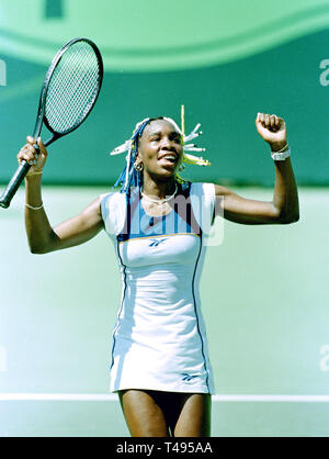 Venus Williams celebra il vincitore 1998 Lipton Tennis Championship contro Anna Kournikowa a Key Biscayne Florida Foto Stock