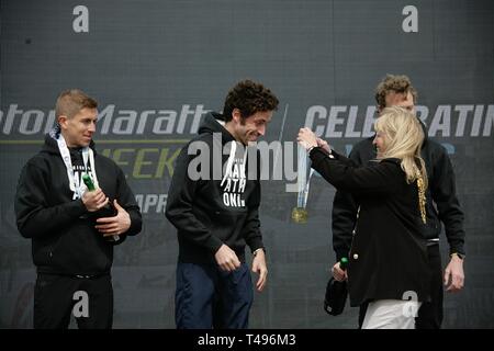 Brighton ,England Regno Unito 14 aprile 2019. Pietro Le Grice, vince il decimo brighton maratona con un PB di 2.18.04 rompere il record di corso. Foto Stock
