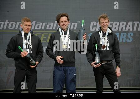 Brighton ,England Regno Unito 14 aprile 2019. Pietro Le Grice, vince il decimo brighton maratona con un PB di 2.18.04 rompere il record di corso. Foto Stock