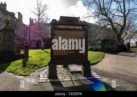 Greyfriars Kirkyard, Edimburgo, Scozia, Regno Unito, Europa Foto Stock