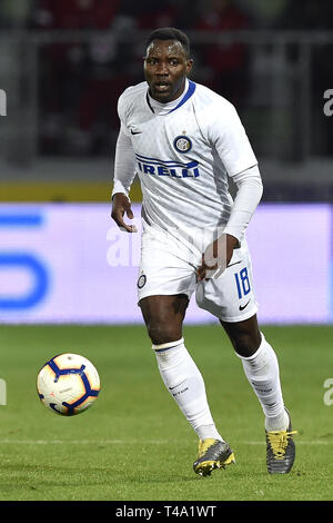 Frosinone, Italia. Xiv Apr 2019. Kwadwo Asamoah di FC Internazionale durante la Serie A match tra Frosinone e FC Internazionale allo Stadio Benito stirpe, Frosinone, Italia il 14 aprile 2019. Foto di Giuseppe mafia. Credit: UK Sports Pics Ltd/Alamy Live News Foto Stock