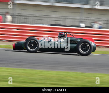 Wulf Goetze, Cooper T53, pre-1966 Grand Prix Racing Cars, Formula Vintage, VSCC, Vintage Sports Car Club, Silverstone, Northamptonshire, Inghilterra, xiii Foto Stock