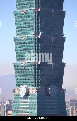 TAIPEI, Taiwan - 3 dicembre 2018: Taipei 101 building in Taiwan. È stato il più alto del mondo dal 2004 al 2010. Foto Stock
