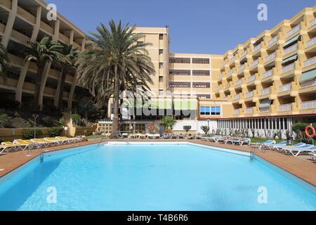 GRAN CANARIA, Spagna - 3 dicembre 2015: la gente visita Jardin del Atlantico hotel in Gran Canaria, Spagna. Isole Canarie record era di 12,9 milioni di visitatori Foto Stock