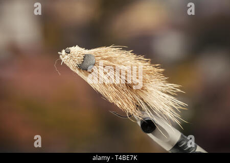 Fly fishinig, Costruzione mosche ganci close up Foto Stock