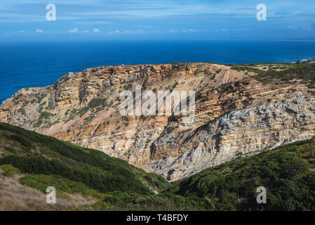 Cabo Espichel cape sulla costa occidentale della parrocchia civile di Castelo, Distretto di Setubal in Portogallo Foto Stock