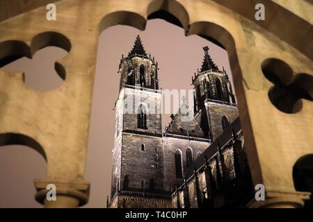 Magdeburg, Germania. 07Th gen, 2019. Vista dalla Remter alla Cattedrale di Magdeburgo San Maurizio e Katharina. Il Dom-Remter serve come un luogo di ritrovo per concerti, fiere e molto di più. Credito: Pietro Gercke/dpa-Zentralbild/ZB/dpa/Alamy Live News Foto Stock