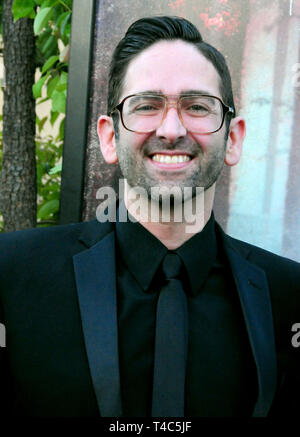 Los Angeles, California, Stati Uniti d'America 15 aprile 2019 il regista Michael Chaves assiste la premiere della maledizione di La Llorona il 15 aprile 2019 presso il teatro egiziano in Los Angeles, California. Foto di Barry re/Alamy Live News Foto Stock