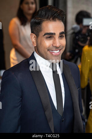 London.UK. Ranj Dr Singh alla Asian Awards 2019 tenutosi presso la struttura Grosvenor House Hotel. Aprile 12, 2019 Ref: LMK386-MB4001-140419 WWW.LMKMEDIA.COM Gary Mitchell / punto di riferimento media. Foto Stock