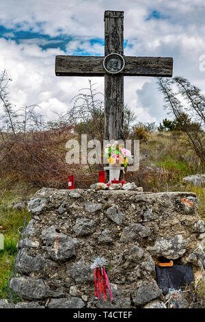 Crocifisso in legno, Abruzzo Foto Stock