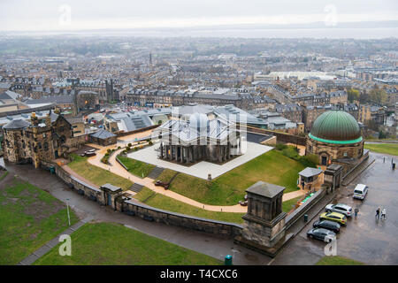 Vista dal Monumento Nelson, Calton Hill, Edimburgo. GV, osservatorio del Belvedere Foto Stock