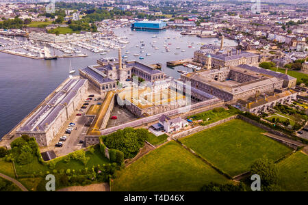 Ariel Vista Dei Cantieri Royal William A Plymouth, Devon, Inghilterra. Foto Stock