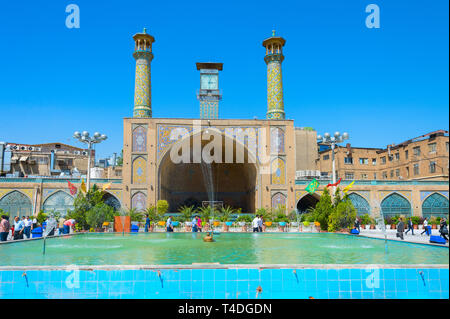 TEHRAN, IRAN - 22 Maggio 2017: la Moschea Shah, noto anche come l'Imam Khomeini moschea è una moschea del Grand Bazaar a Tehran, Iran. Foto Stock