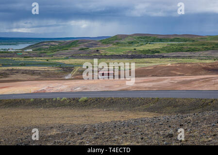 Vista aerea dalla montagna Namafjall con Lago Myvatn in background in Iclenad Foto Stock