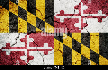 Bandiera dello stato del Maryland sulla terra arida terra sfondo texture Foto Stock