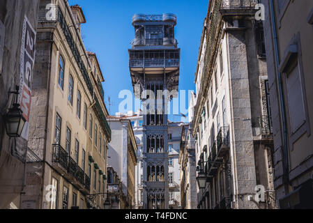 Elevador de Santa Justa - Elevador de Santa Justa anche chiamato Carmo sollevare a Lisbona, Portogallo Foto Stock