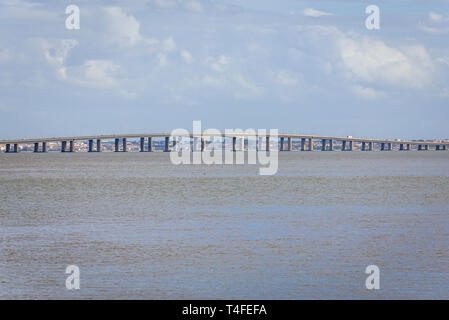 Dal ponte Vasco da Gama a Lisbona, Portogallo Foto Stock