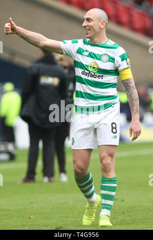 Glasgow, Scozia - aprile 14. Scott Brown del Celtic durante la William Hill Coppa Scozzese semi finale tra Celtic e Aberdeen Foto Stock