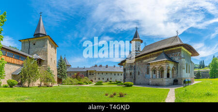 Sucevita ortodossi monastero verniciato, città di Suceava, Romania Foto Stock