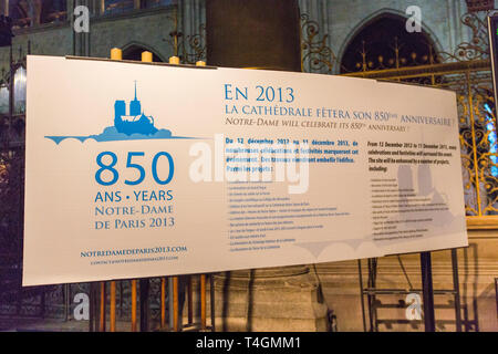 Notre Dame de Paris Cathedral anniversario, storia della cattedrale, segnaletica, 2013, 850 anni Foto Stock