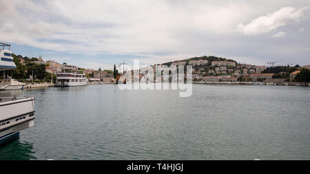 Dubrovnik Croazia - Aprile 2019: porto di Gruz di Dubrovnik Foto Stock