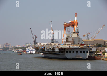 Kochi, Indien. Xiv Feb, 2019. La porta di carico a Kochi (Cochin) nel sud dell India, registrati su 14.02.2019 | Utilizzo di credito in tutto il mondo: dpa/Alamy Live News Foto Stock