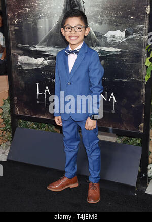 HOLLYWOOD, CA - 15 aprile: Jayden Valdivia arriva alla premiere di Warner Bros" "La Maledizione di La Llorona" presso il teatro egiziano su Aprile 15, 2019 in Hollywood, la California. Foto Stock