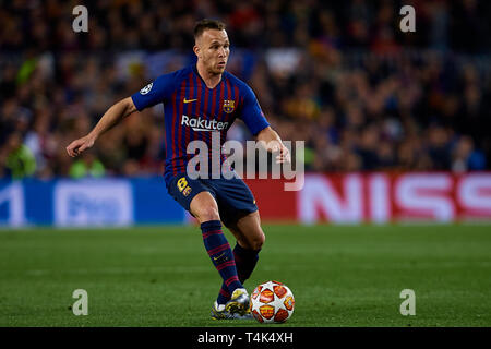 Barcellona, Spagna - 16 aprile: Arthur Henrique Ramos de Oliveira Melo del FC Barcelona in azione durante la UEFA Champions League quarti di finale della seconda gamba match tra FC Barcelona e Manchester United al Camp Nou il 16 aprile 2019 a Barcellona, Spagna. (Foto di David Aliaga/MB Media) Foto Stock