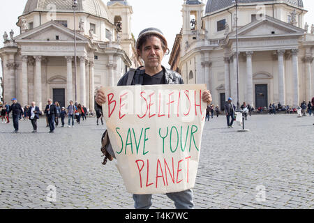 Roma, Italia. Xvi Apr, 2019. Andrea Satta alcuni studenti presente il FridayForFuture evento che si svolgerà a Roma il prossimo marzo xviii Credito: Matteo Nardone/Pacific Press/Alamy Live News Foto Stock