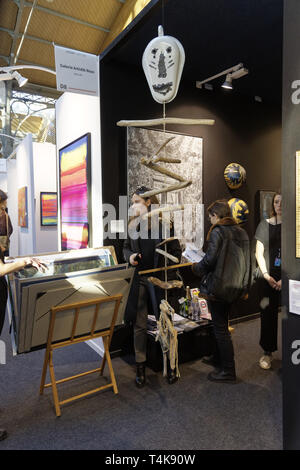 Visualizzazione di illustrazioni a livello urbano Arte Fiera Parigi all'Carreau du Temple .credito : Veronique Phitoussi/Alamy Stock Photo Foto Stock